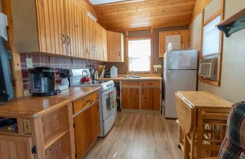 Muskoka Lakes Cottage | Traditional Cottage in Muskoka Lakes Bala