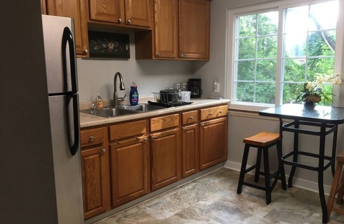 Forest Hills Apartment | Traditional decor, 1Br, 1Ba, NO steps US OPEN