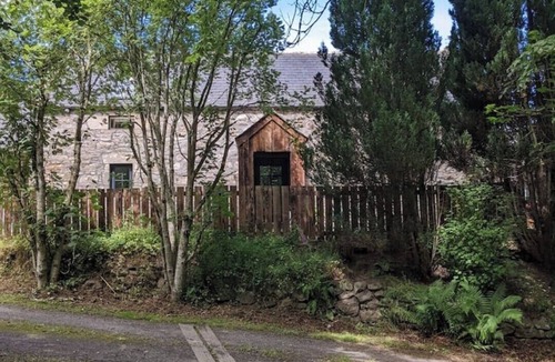 Elgin House | Traditional detached farm steading conversion