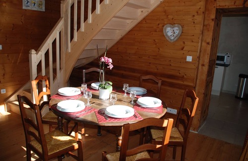 Lamoura House | Traditional Haut-Jura farmhouse at the foot of the slopes with recharging point