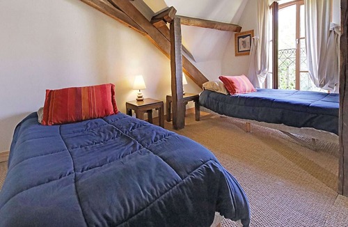 Raizeux House | Traditional Holiday Home in Raizeux with Terrace