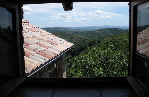 Vals-les-Bains House | Traditional house hamlet with terrace
