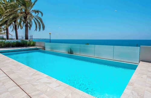 Orihuela Costa Cabin | Traditional house with nice pool near the beach