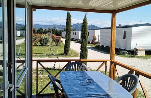 Violes House | Traditional Mobile Home for 6 People