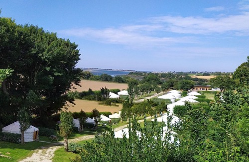 Plouenan Cabin | Traditional Mongolian yurt near Roscoff (sleeps up to 6)