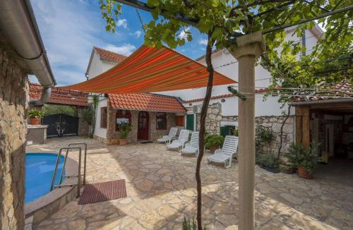 Cista Velika Villa | Traditional Stone House Perkovic