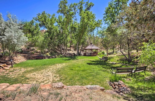 Santa Fe Apartment | Traditional-style Adobe Casita - Walk to Dtwn
