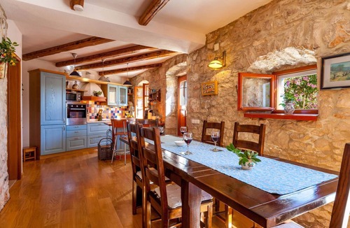 Milna (Brac) Villa | Traditional Villa Vicina with Private Pool in Milna, Brac Island