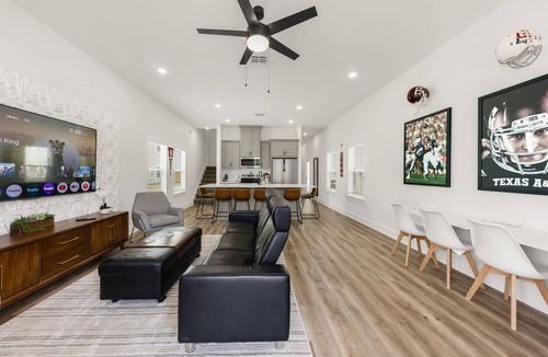 College Station House | Traditions: New Home, 2mi-A&M/Wlk-Legends Evnt Ctr
