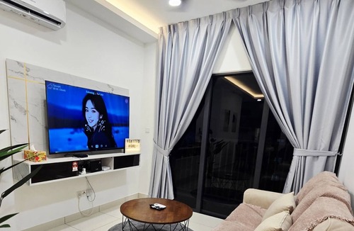 Kampung Bukit Dukong Apartment | Tradres Park 7Pax 3BR2CP