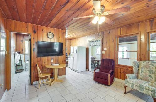 Whitney House | Trail Access! Lake Whitney Retreat 2 Mi to Marina