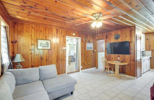 Whitney House | Trail Access! Lake Whitney Retreat 2 Mi to Marina