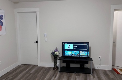 Halifax Apartment | Trail Bridge Suite