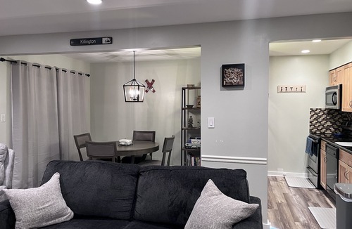 Killington Condo | Trail Creek: Ski home to renovated 1st floor, 1br condo. Sleeps 4.