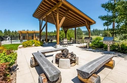 Cle Elum House | Trail Head Lodge # 302