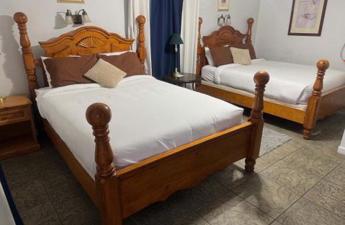 Tombstone House | Trail Riders Inn -Bunkhouse