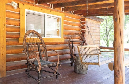 Saddlestring Cabin | Trail's End Cabin, Rustic Trail's End Cabin