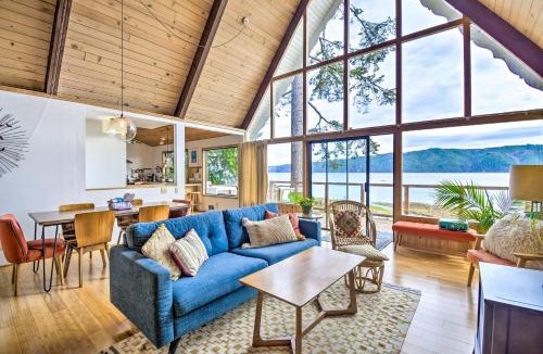 Lilliwaup House | Trail's End Cabin