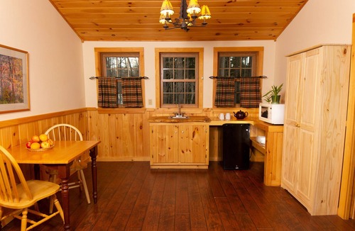 Keene Valley Bed & Breakfast | Trail's End Inn