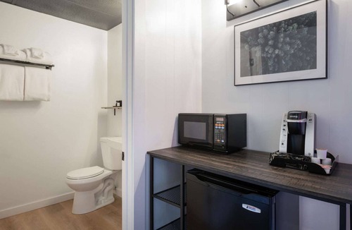 Tupper Lake Hotel | Trailhead by Weekender