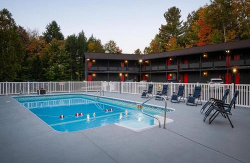 Tupper Lake Hotel | Trailhead by Weekender