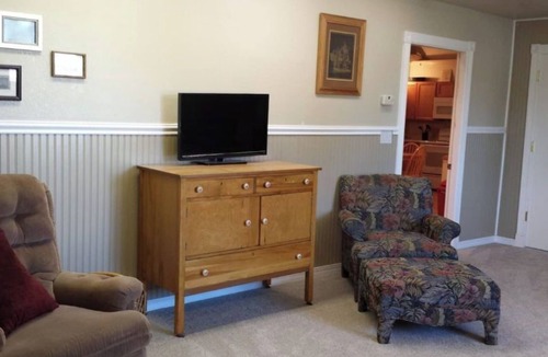 Midvale House | Trailhead Guesthouse