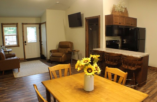 Marysville Apartment | Trailhead Suites