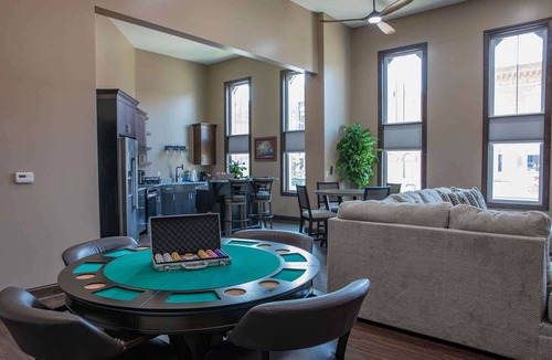 Franklin Apartment | Trails to Ales Liberty Suite 1