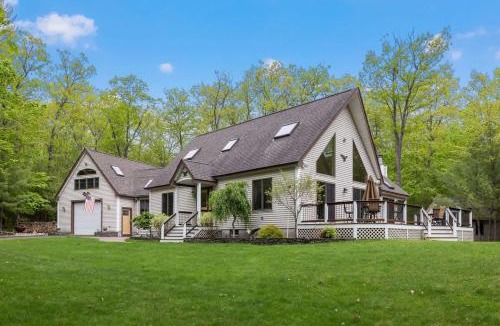 Freedom House | Trails & Tranquility Great Nature Game Room