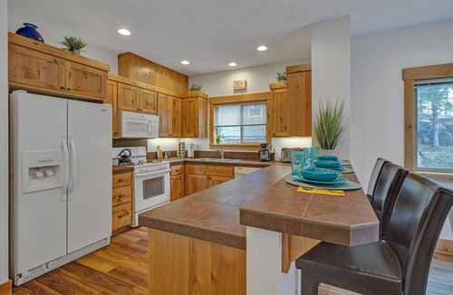 Century West House | Trailside on the Westside