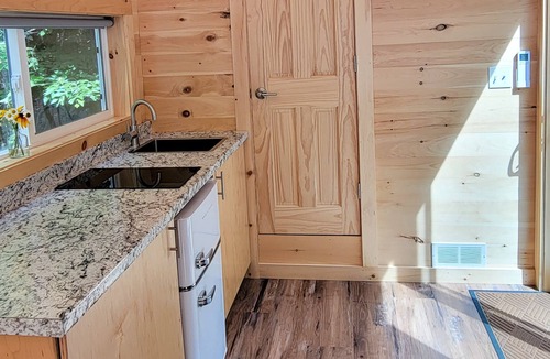 Dorchester Apartment | Trailside Stays - Tiny House in the Woods-Escape to Nature. Snow Owl