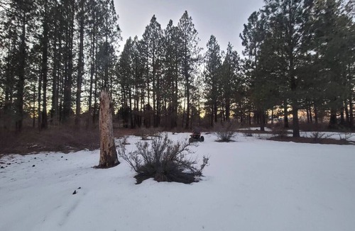 Chiloquin RV Rental | Train Track RV