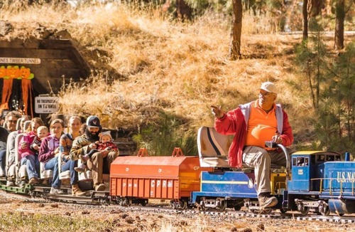 Chiloquin RV Rental | Train Track RV