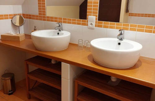 Thenay House | Trainefeuilles