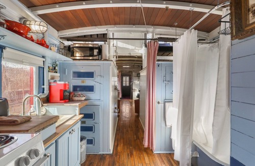 Palmer Cottage | Trainmaster's Inn - Caboose