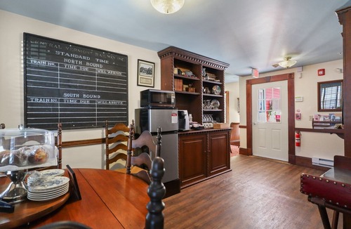 Palmer Bed & Breakfast | Trainmasters Inn