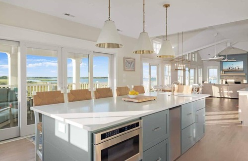 Lower Township House | Tramonto: Private Luxury w/Pool & Sunset Views