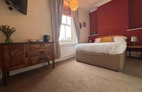 Pakefield Hotel | Tramway Hotel