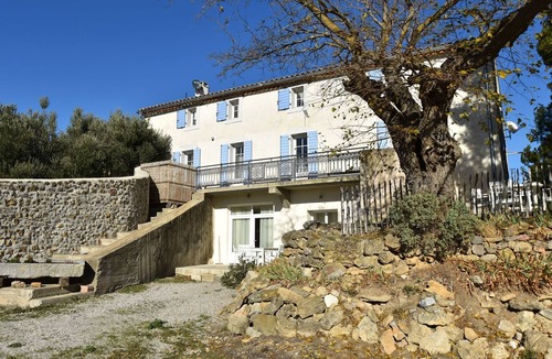 Villeseque-des-Corbieres Apartment | Tranquil Stay in Villesèque
