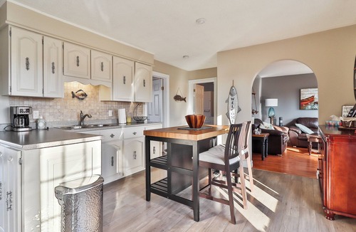 Acadian Peninsula House | Tranquil Riverside Cottage with beautiful Sunsets