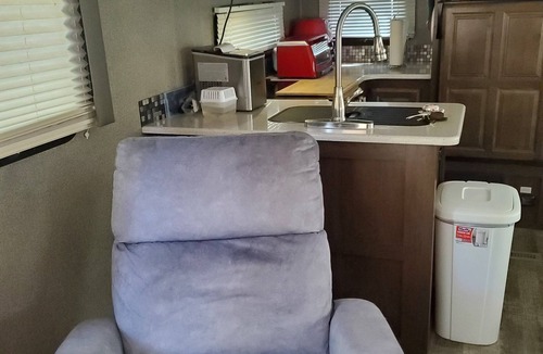 Mobile House | Tranquil 1-bedroom camper with heat/AC in Mobile
