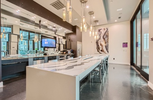 Oak Lawn Apartment | Tranquil 1BR -Heart of Dallas
