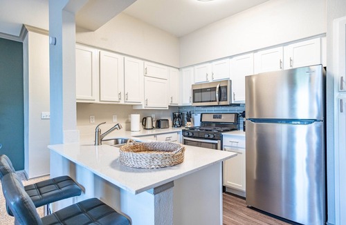 Wells Branch Apartment | Tranquil 1BR King Suite | Pool, Parking & Gym Included