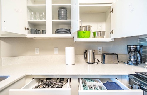 Wells Branch Apartment | Tranquil 1BR King Suite | Pool, Parking & Gym Included