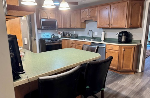 North Greece House | Tranquil 2-bedroom 2- Bath house Greece, NY