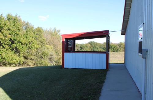 Oxford Cabin | Tranquil 2-bedroom cabin with AC near charming Oxford