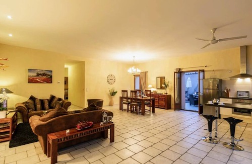 Montels Cottage | Tranquil 2-bedroom cottage in cool Montels for a relaxing stay