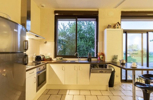 Montels Cottage | Tranquil 2-bedroom cottage in cool Montels for a relaxing stay
