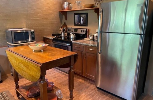 Montello Cottage | Tranquil 2 Bedroom Getaway on Private Lake