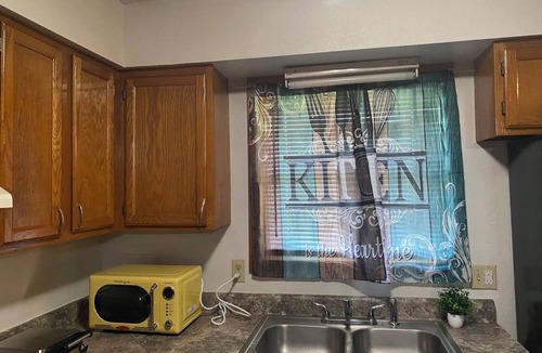 Leesville House | Tranquil 2-bedroom house with AC in Leesville